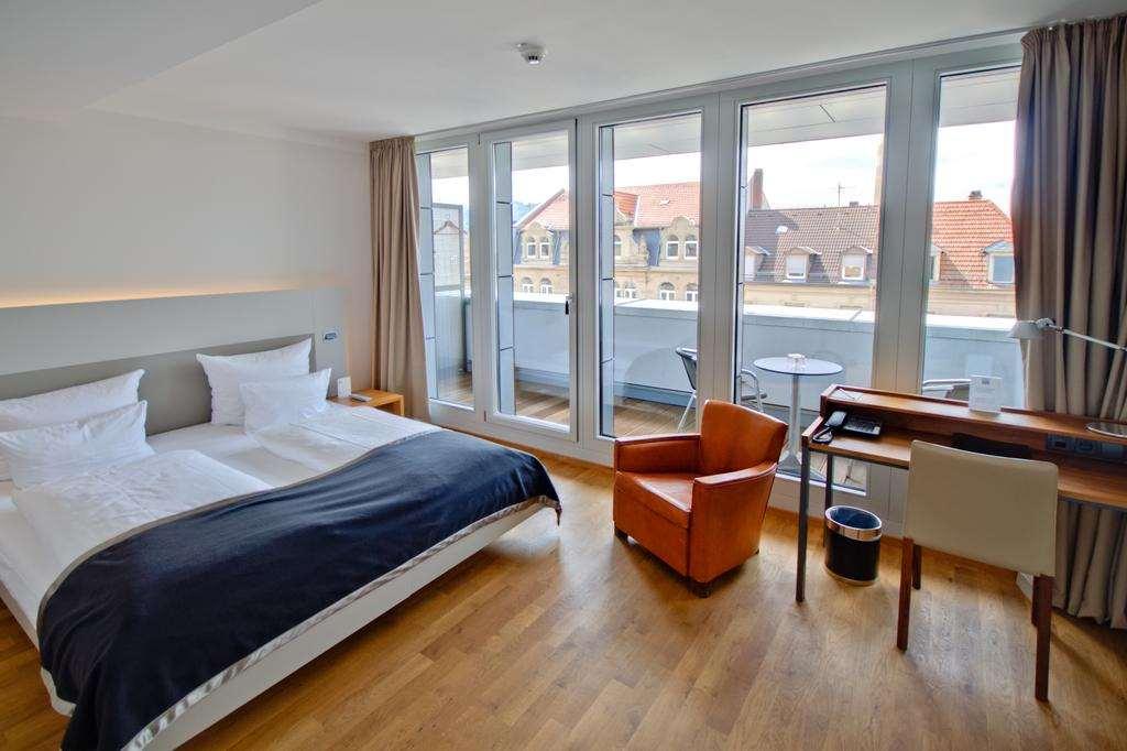 Qube Hotel Bahnstadt Χαϊδελβέργη Δωμάτιο φωτογραφία